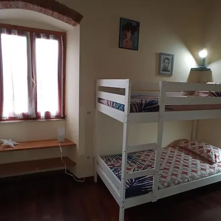 Casa In Piazza A Due Passi Dagli Imbarchi E Dal Centro Storico Appartamento *